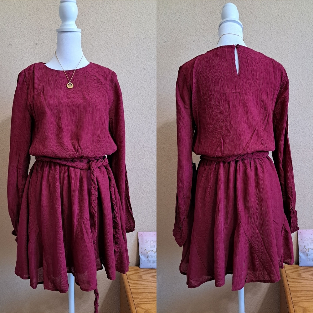 DRESS